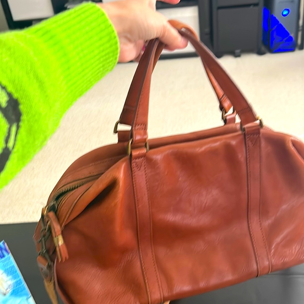 Madewell Glasgow Satchel price firm